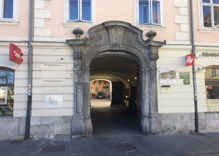 Harmony Gallery 公寓